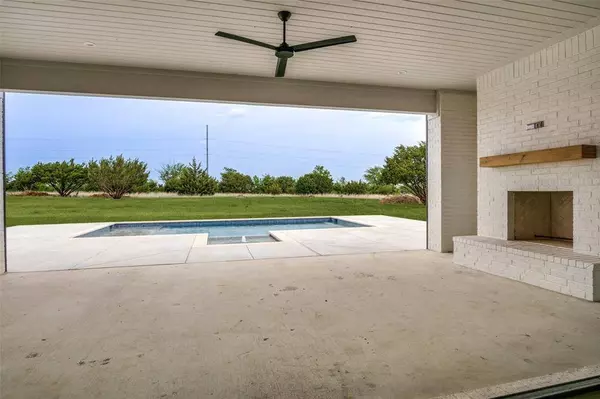 2028 Meadowlark Court, Aledo, TX 76008