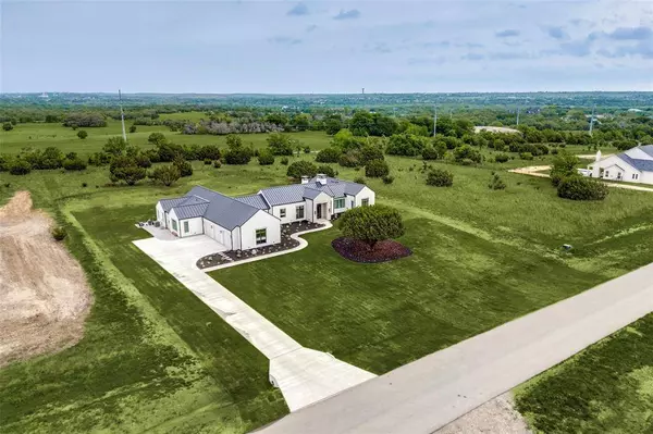 2028 Meadowlark Court, Aledo, TX 76008