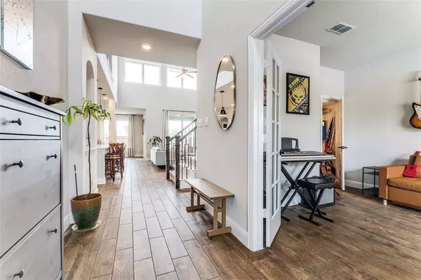 11860 Toppell Trail, Fort Worth, TX 76052