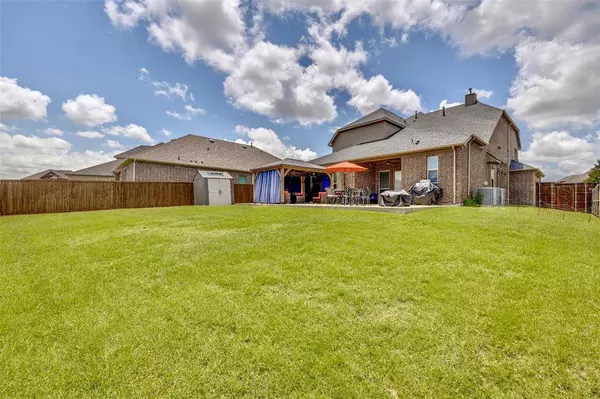 3300 Western Bluff Court, Mansfield, TX 76063