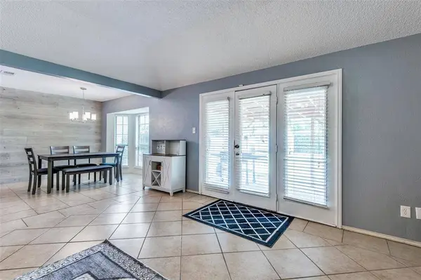 2506 Villanova Street, Arlington, TX 76018
