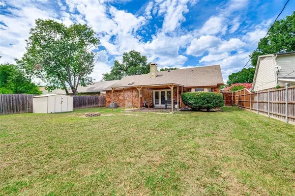 2506 Villanova Street, Arlington, TX 76018