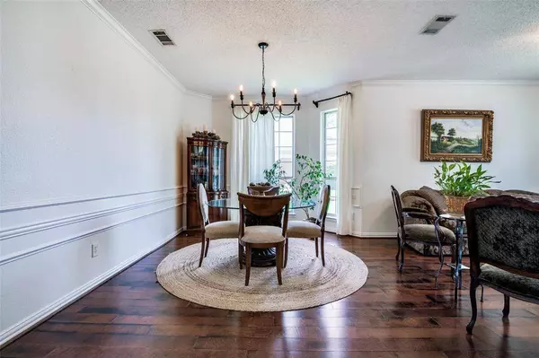 4302 Lake Hill Drive, Rowlett, TX 75089