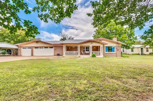 7005 Eden Tap Road, Arlington, TX 76060