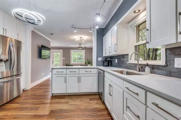 7005 Eden Tap Road, Arlington, TX 76060