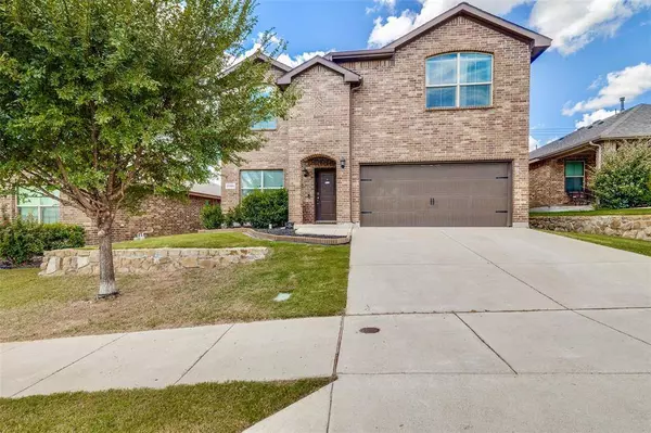 2120 Barnwell Drive, Fort Worth, TX 76108