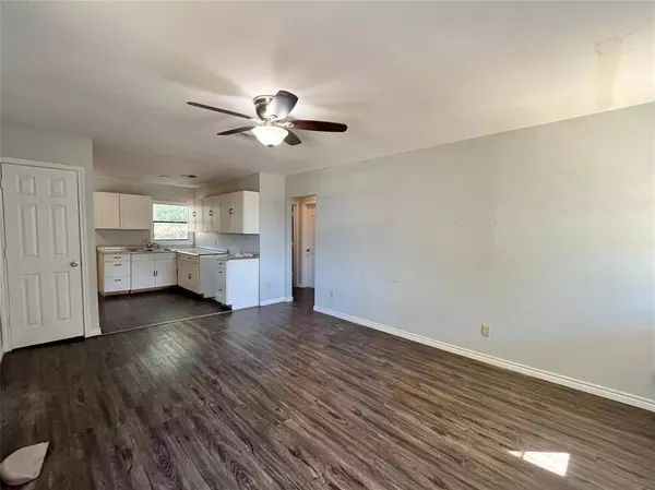 5816 Manhattan Drive, Fort Worth, TX 76107