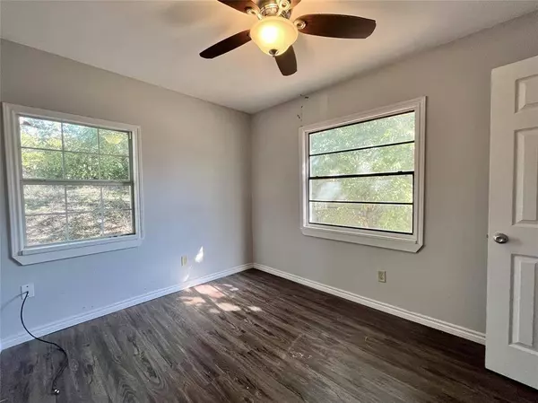 5816 Manhattan Drive, Fort Worth, TX 76107