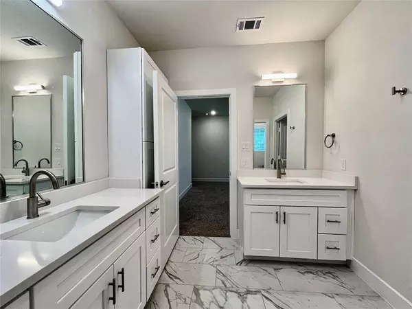 236 Merritt Street, Fort Worth, TX 76114