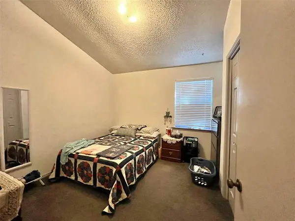 303 Elliott Street, Arlington, TX 76013