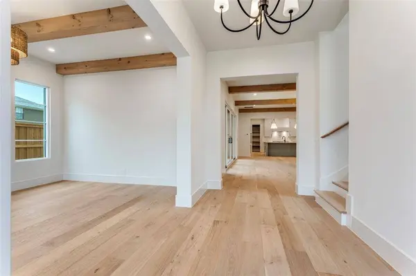 5501 Pershing Avenue, Fort Worth, TX 76107