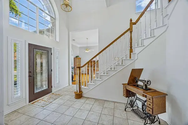 1902 Country Meadow Lane, Richardson, TX 75081