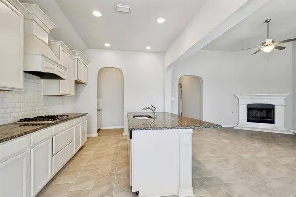 808 Lake Sierra Way, Little Elm, TX 75068