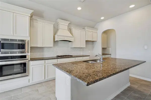 808 Lake Sierra Way, Little Elm, TX 75068