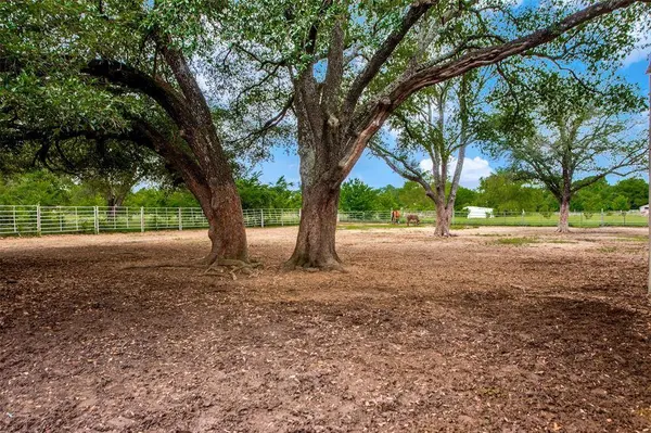 4730 Eden Road S, Mansfield, TX 76063
