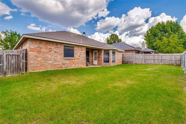 1715 Treasure Cay Drive, Mansfield, TX 76063