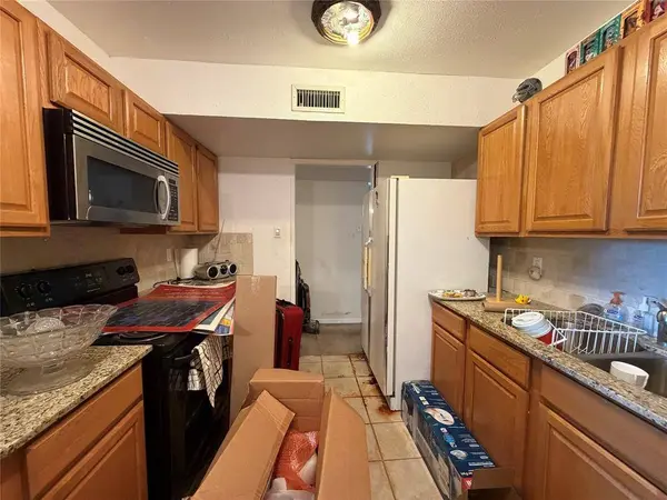 1416 Steinburg Lane, Fort Worth, TX 76134