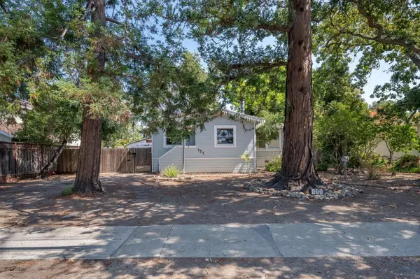 171 Inner Cir, Redwood City, CA 94062-2127