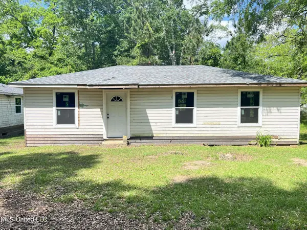 N Critz Street, Wiggins, MS 39577