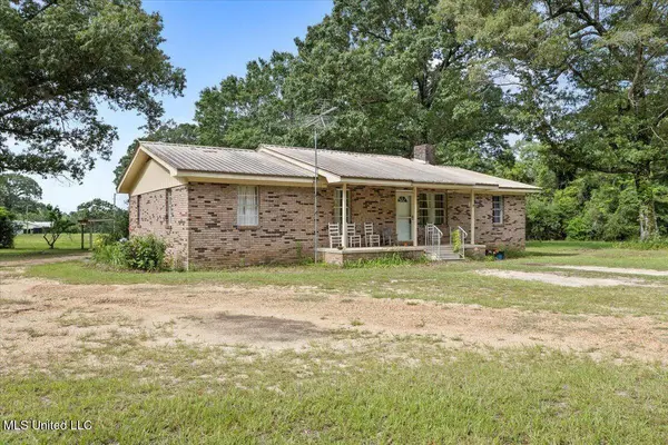 446 Snider Road, Brooklyn, MS 39425