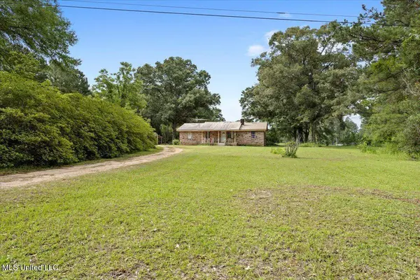 446 Snider Road, Brooklyn, MS 39425