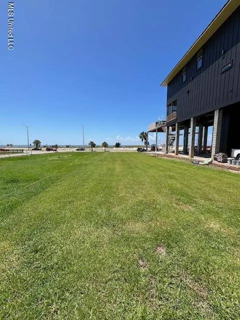 1604 Beach Boulevard, Biloxi, MS 39531
