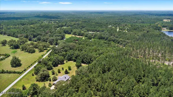 Big 4 Road, Wiggins, MS 39577