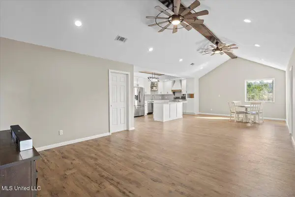 52 Jack Davis Road, Wiggins, MS 39577