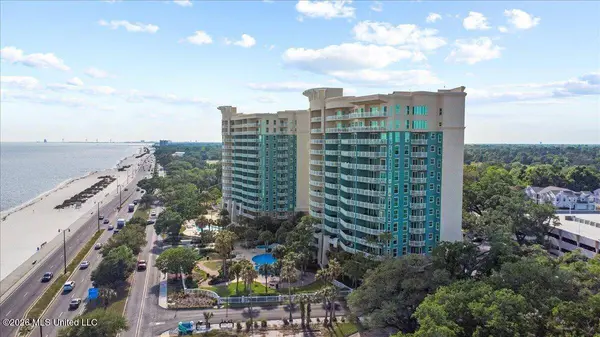 2230 Beach Drive #404, Gulfport, MS 39507