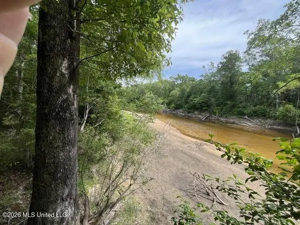 24 Highway 57, Perkinston, MS 39573