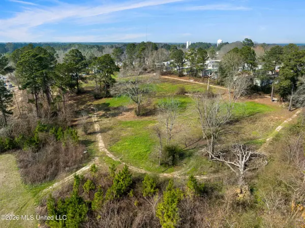 Lincoln Road, Hattiesburg, MS 39402
