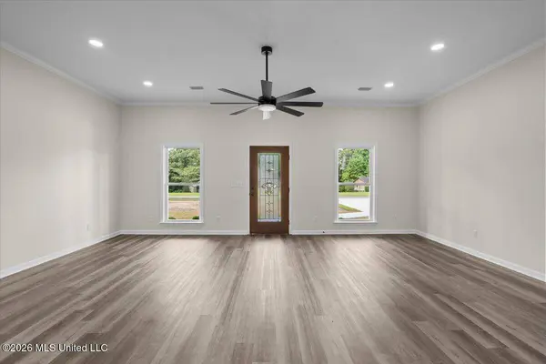 129 Southern Hills Drive, Lucedale, MS 39452