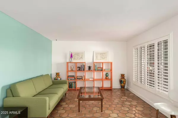 6022 N 10TH Way, Phoenix, AZ 85014