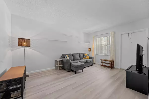 1407 NE 56th ST 210, Fort Lauderdale, FL 33334