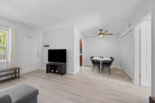 1407 NE 56th ST 210, Fort Lauderdale, FL 33334