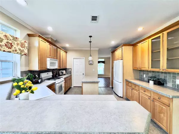 177 County Road 2417, Leesburg, TX 75451