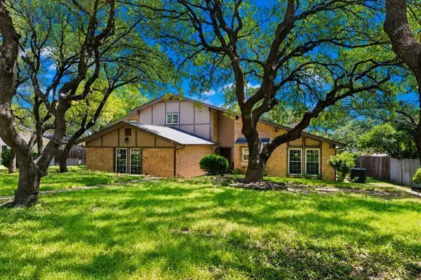 7504 Canyon Crest Court, Fort Worth, TX 76179