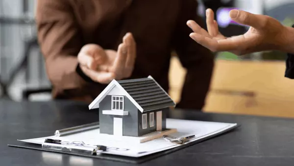 Selling and Buying at the Same Time? Here’s What You Need To Know