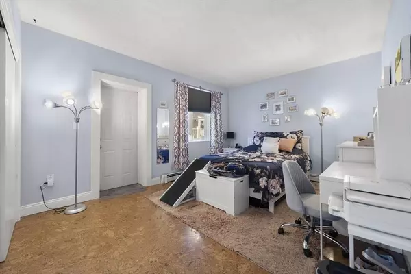 151 W 6th St #1, Boston, MA 02127