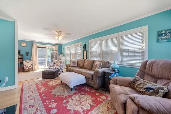 64 Gold Finch, Dennis, MA 02660