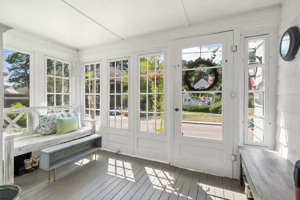 85 Casey St, Norwood, MA 02062