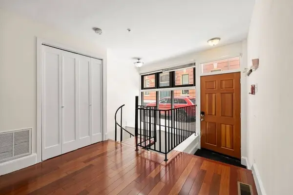 46 N Bennet St #1, Boston, MA 02113