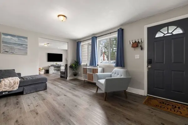 443 Pleasant St, Tewksbury, MA 01876