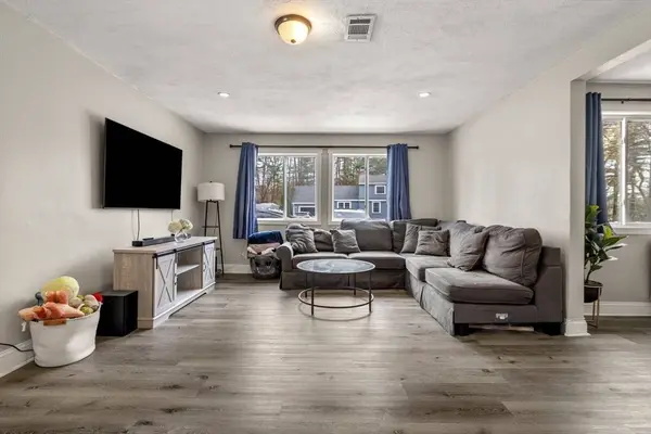 443 Pleasant St, Tewksbury, MA 01876