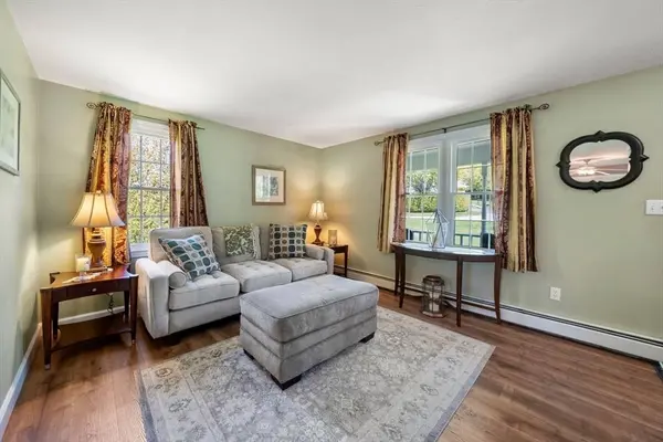 29 S Central St, Milford, MA 01757