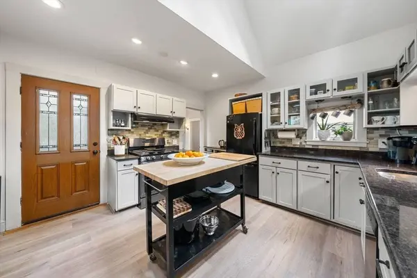 94 William St, Stoneham, MA 02180