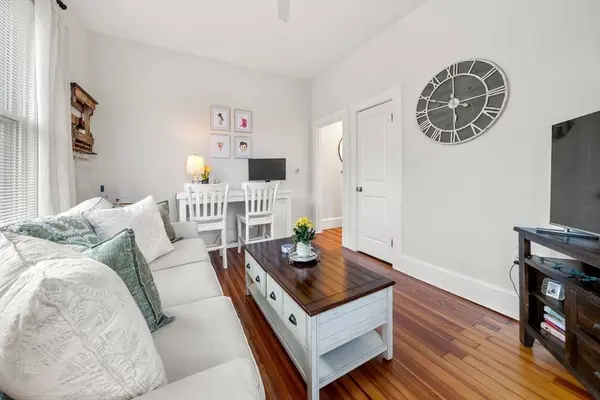 554 E 4th St #1B, Boston, MA 02127