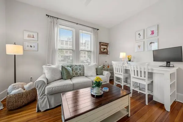 554 E 4th St #1B, Boston, MA 02127