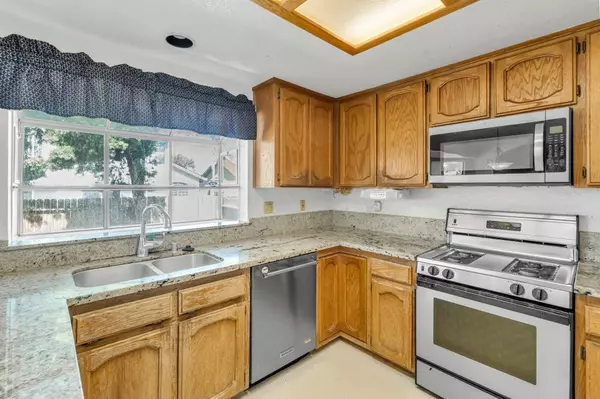 8771 Hollowstone WAY, Sacramento, CA 95828