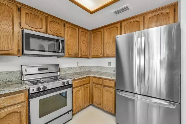 8771 Hollowstone WAY, Sacramento, CA 95828